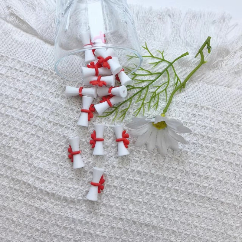 Wholesale 10pcs 3D Graduation Gift Silicone Beads